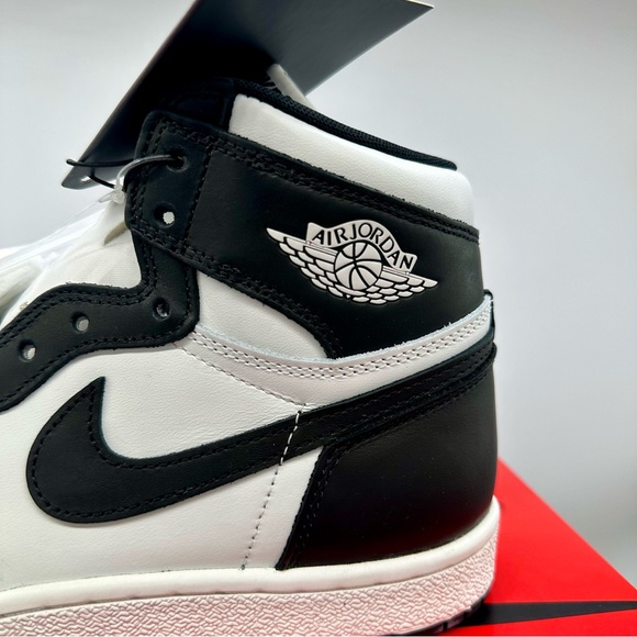 Air Jordan 1 High ‘85 Black White 🚨FINAL DROP🚨 - Picture 4 of 12